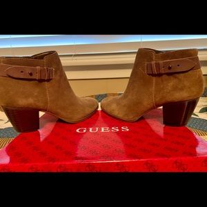 GUESS Tan ankle boots